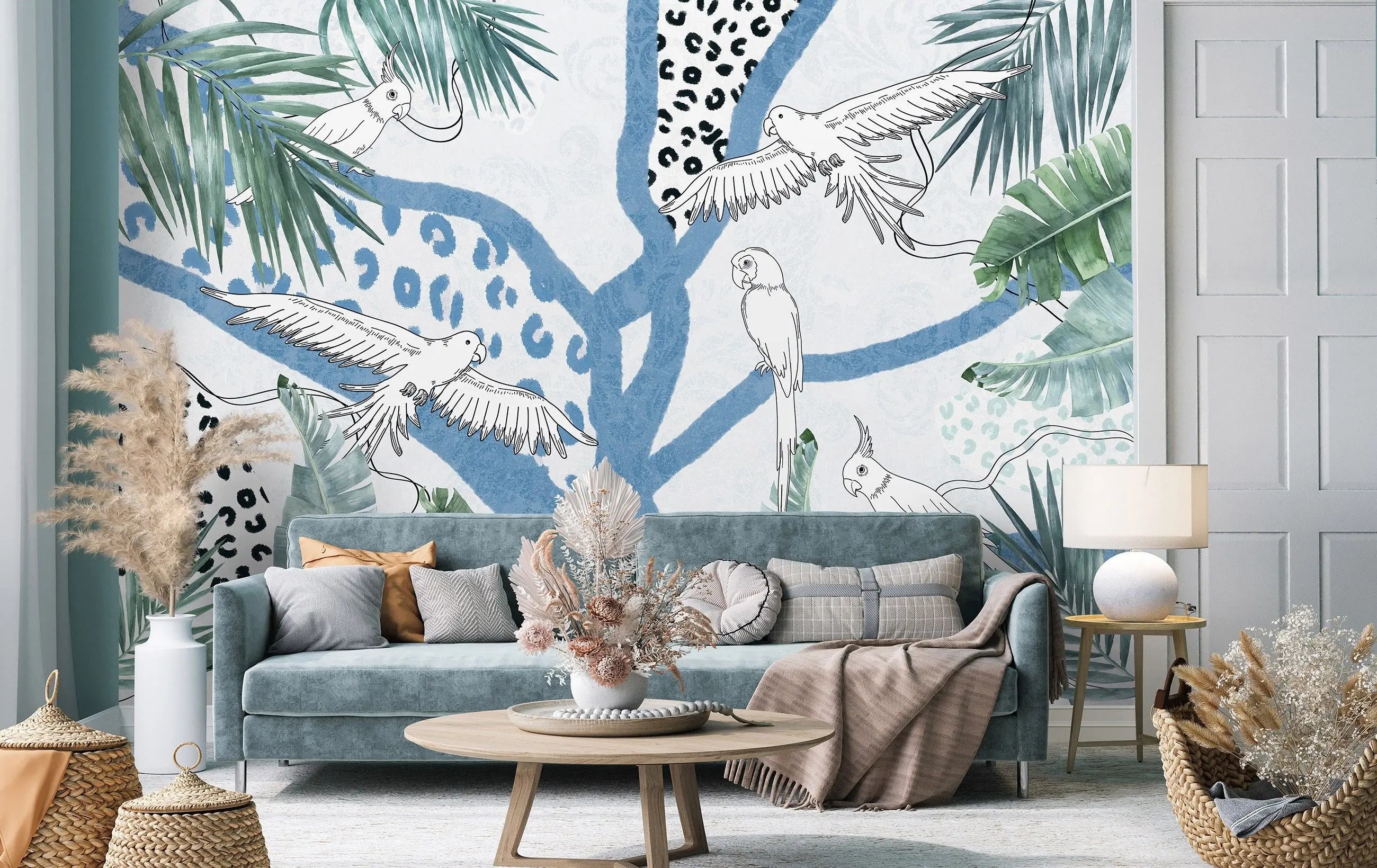 Billede 4 af Fototapet - Blåt træ med hvide papegøjer og grønne tropiske blade