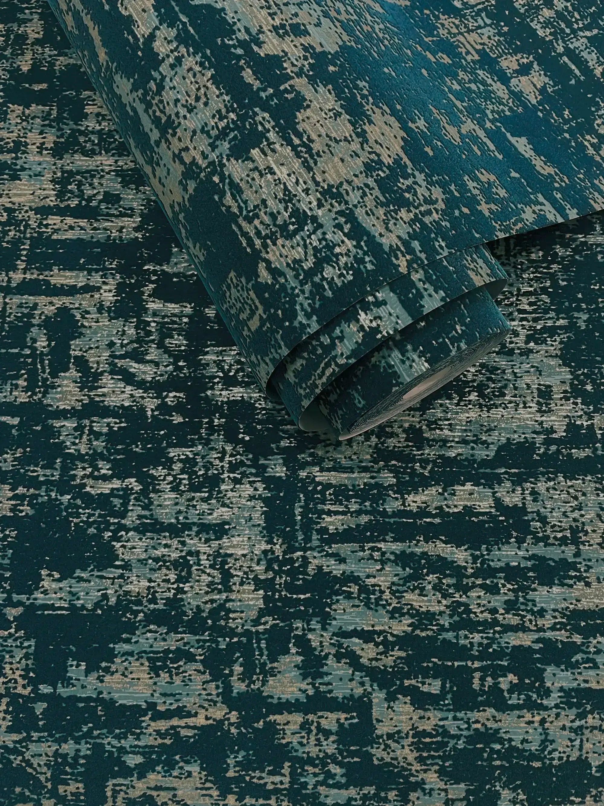 Rullet Brindle Flock - Teal tapet viser de detaljerede mønstre og farver tæt på.