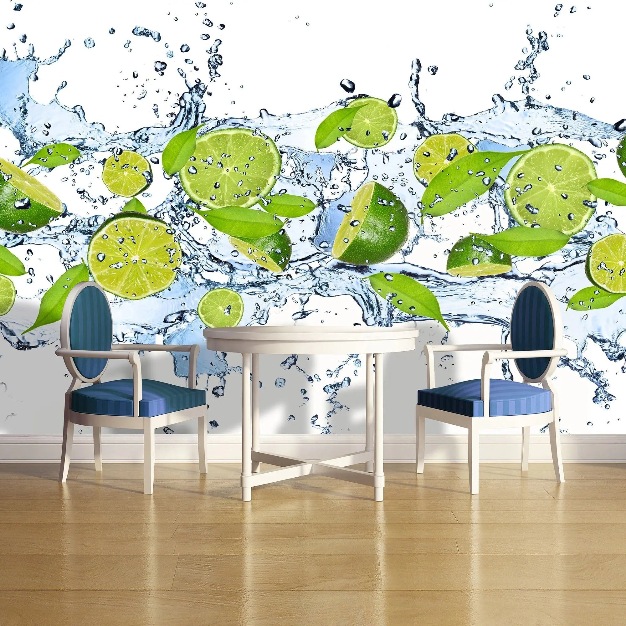Billede 4 af Fototapet - Friske limefrugter og grønne blade i vandsprøjt