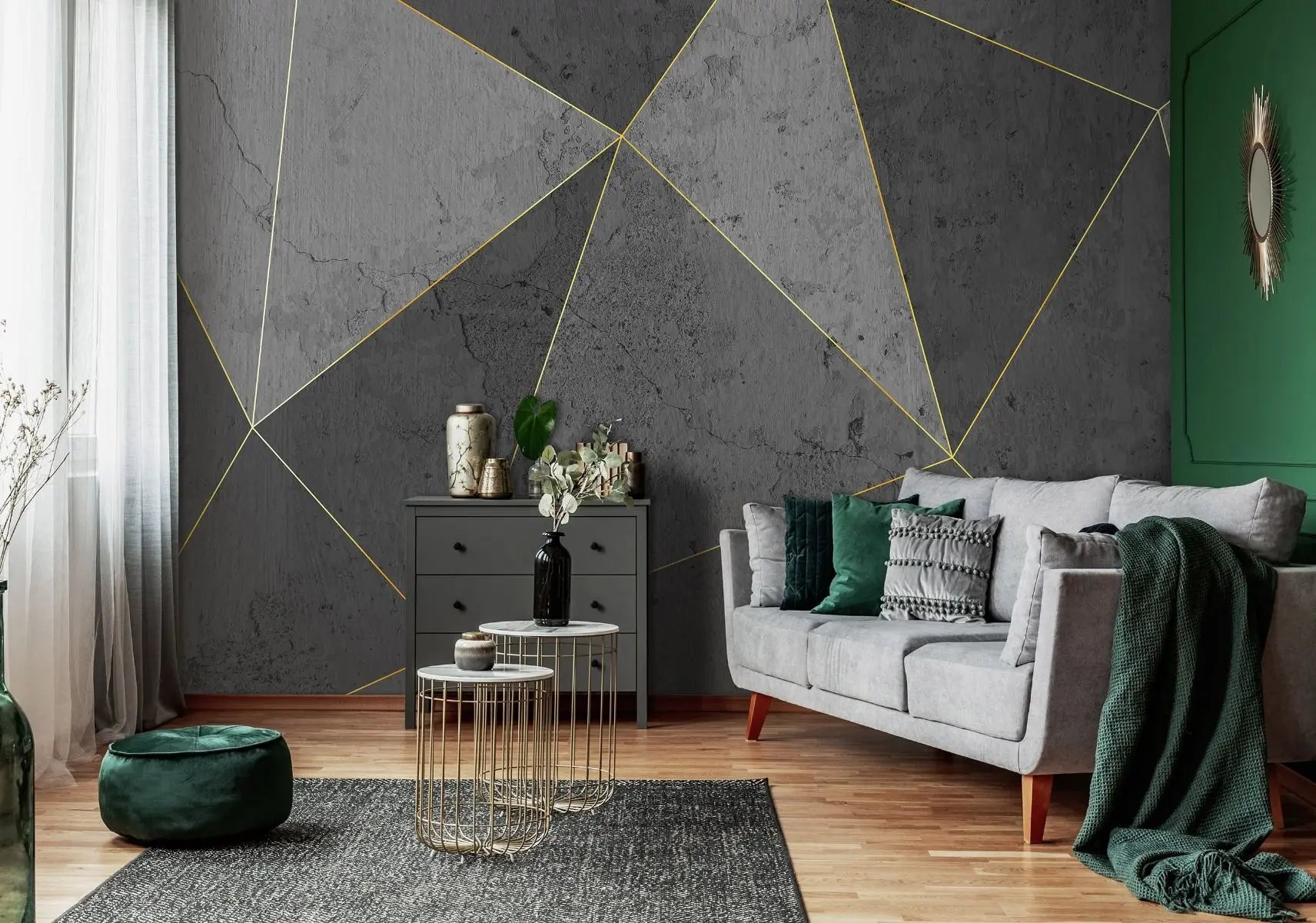 Billede 2 af Fototapet - Grå betonoverflade med geometriske guldlinjer