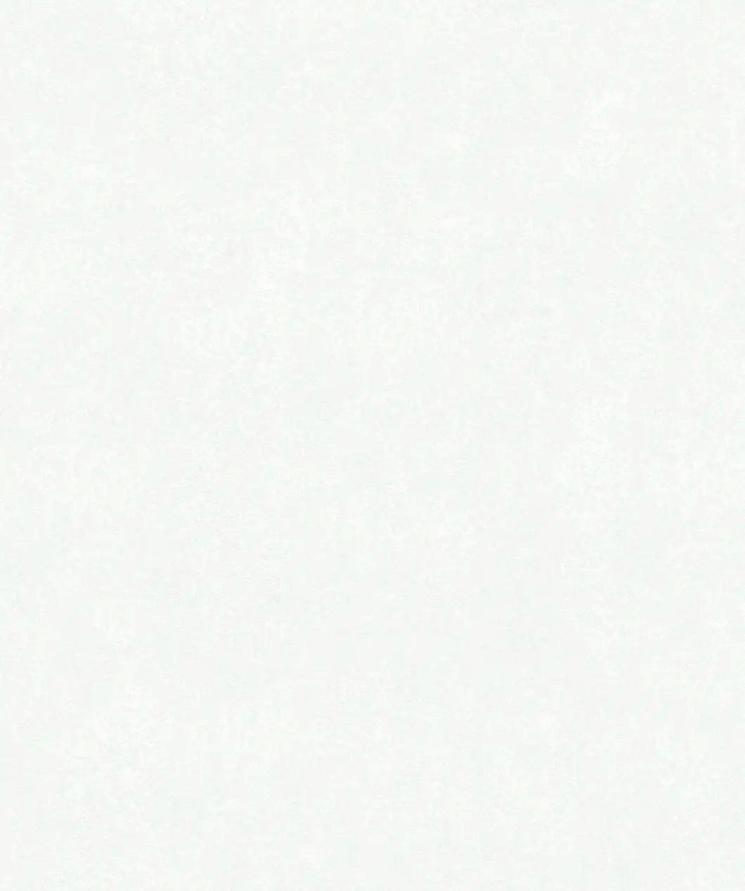 Nærbillede af tapetet Habitat Mist - Frost, der viser en subtil, ensartet tekstur i lyse nuancer.