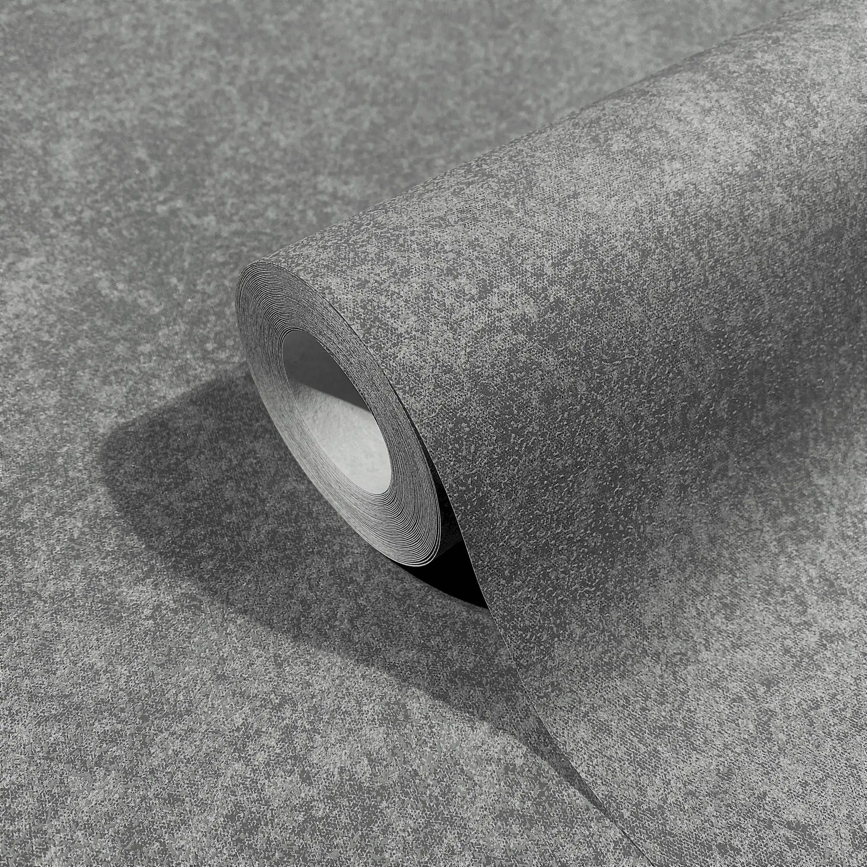 Billede af en rullet tapetstykke i Habitat Mist - Ocean designet, der fremviser den blågrønne tekstur.