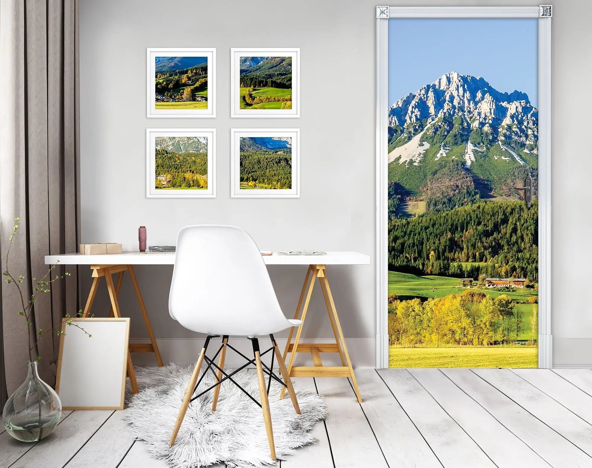 Billede 16 af Fototapet - Kitzbüheler Alperne med skov og marker i sollys