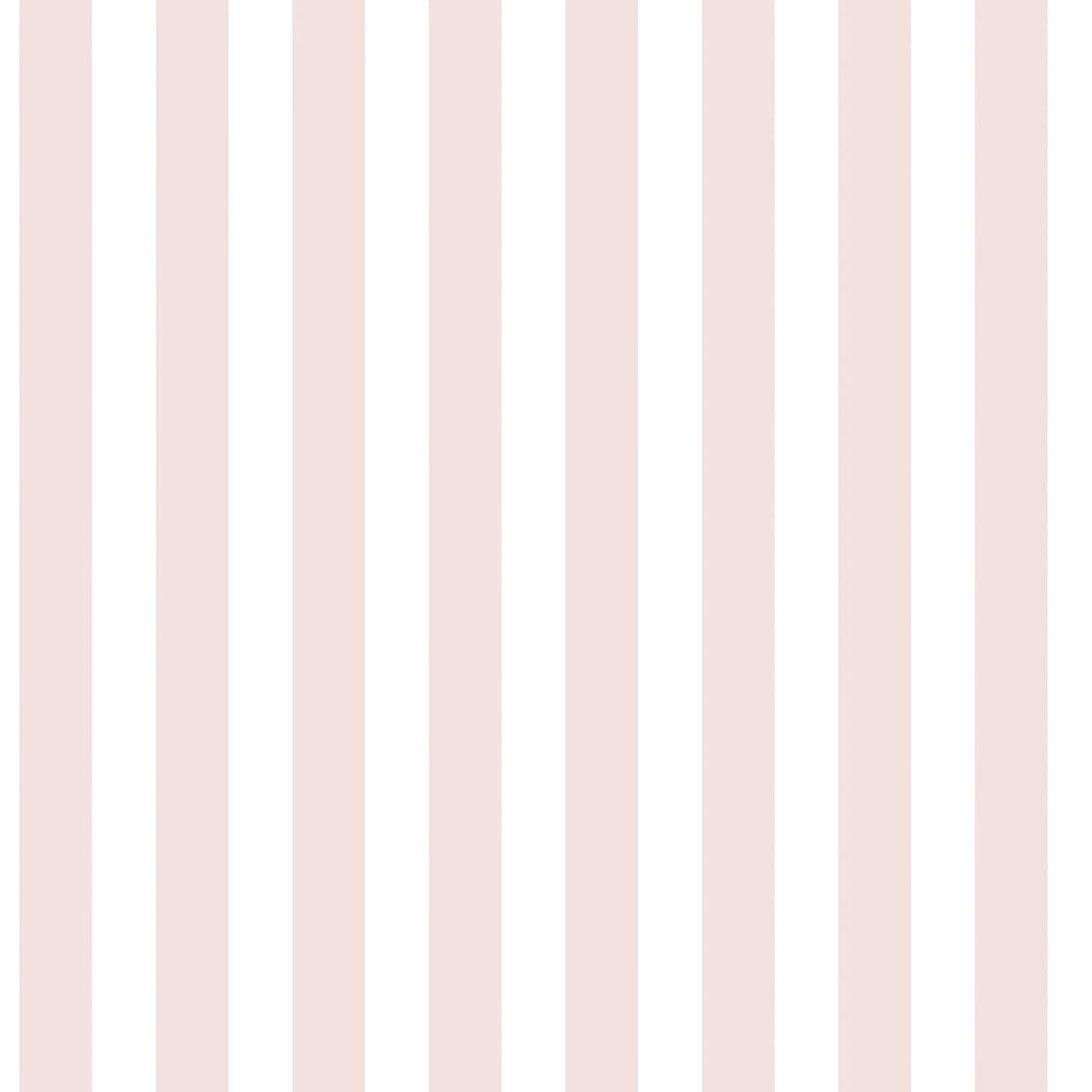 Nærbillede af det stribede mønster på tapetet Stripe Stroll - Pastel Blush. Fra Nicetapet.dk.