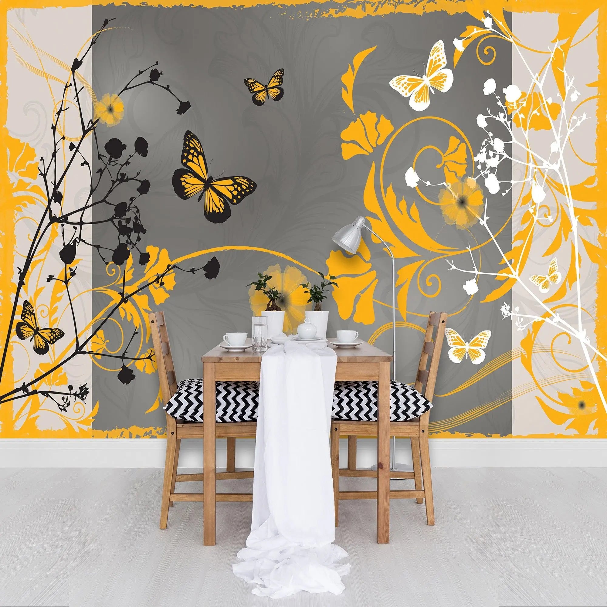 Billede 4 af Fototapet - Orange og sorte sommerfugle med blomstermønster