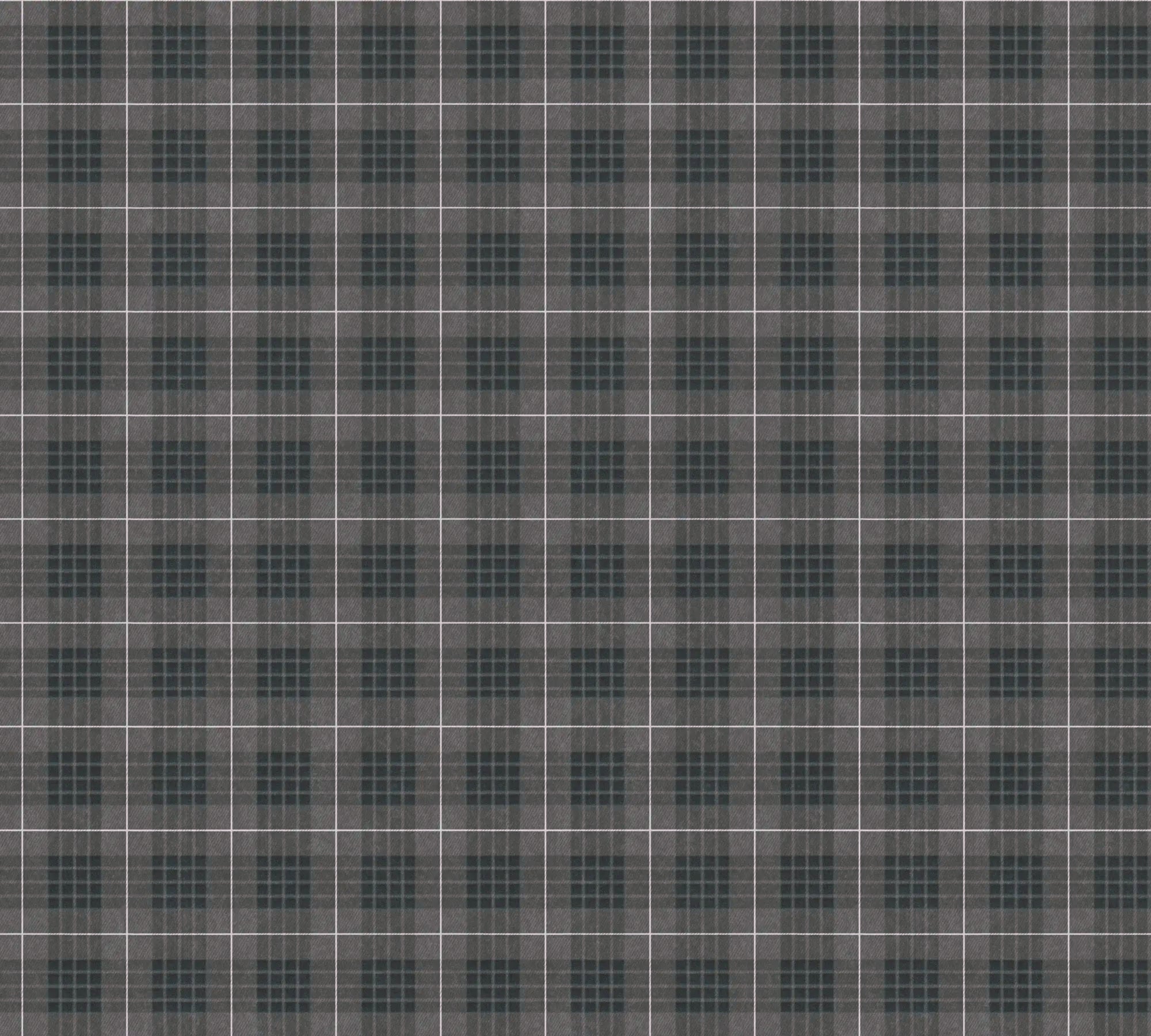 Detaljeret billede af tapetmønsteret Plaid Reverie - Charcoal Dream med ternet design i nuancer af kul.