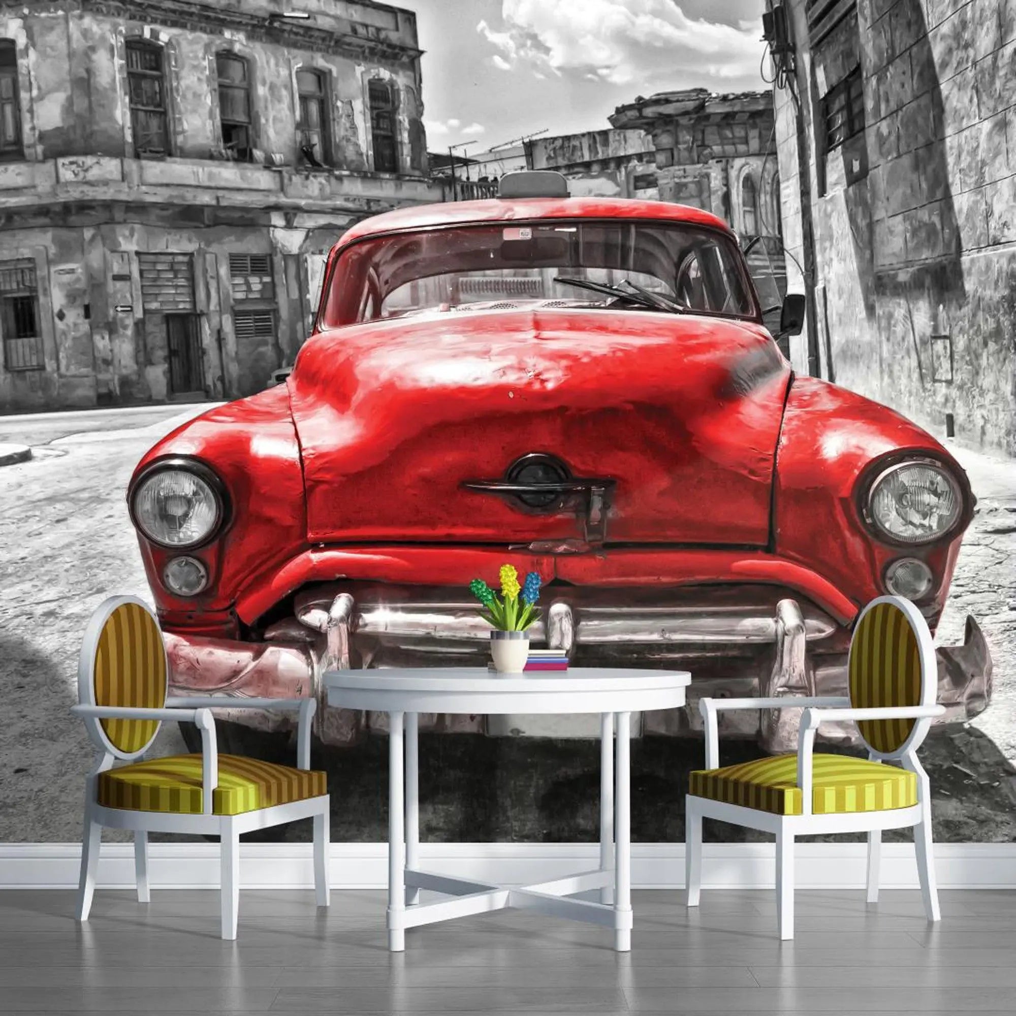 Billede 2 af Fototapet - Rød klassisk bil på gaden i Havana, Cuba