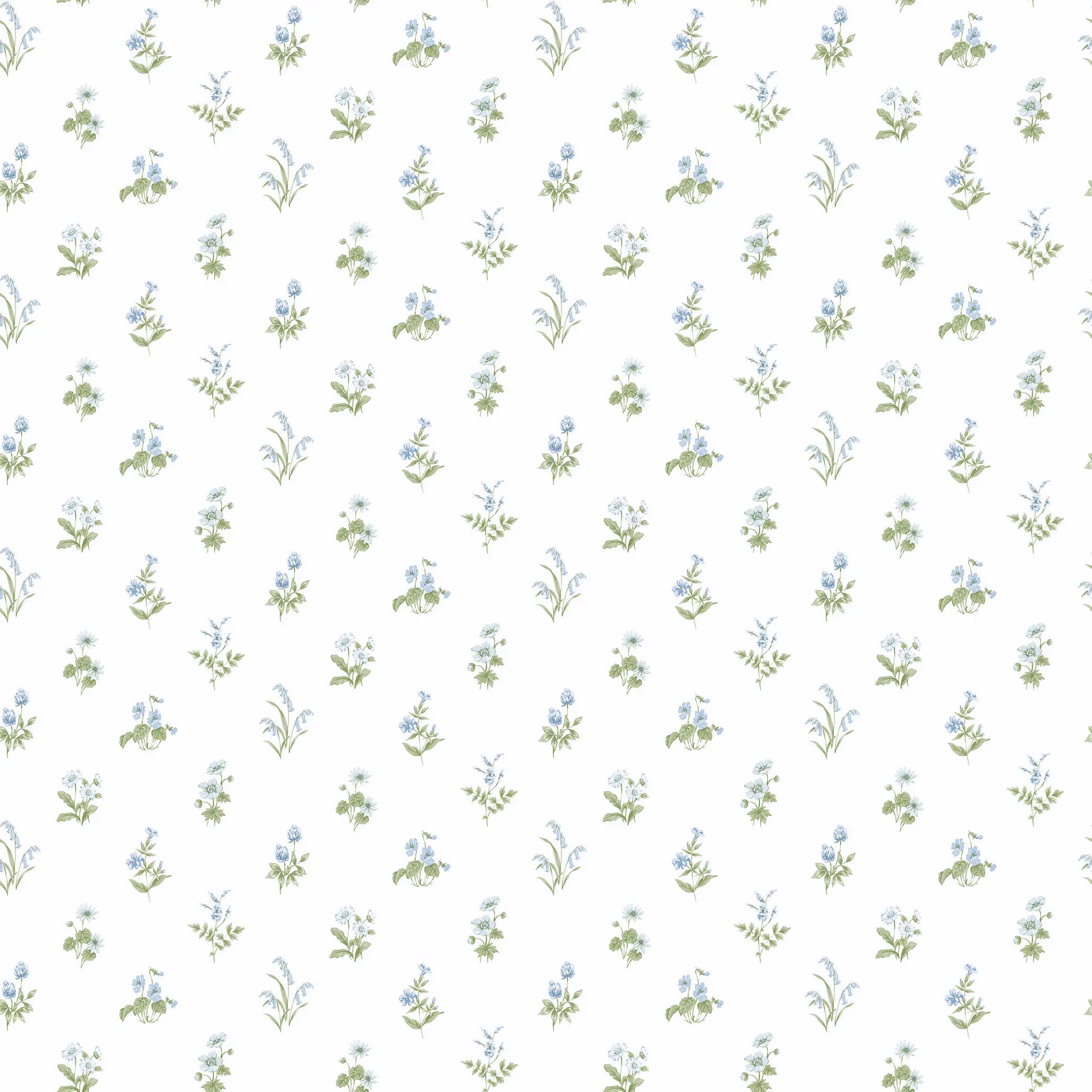 Tapetdesign Meadow Breeze - Sky Blue med små blå og grønne blomstermønstre på en lys baggrund.