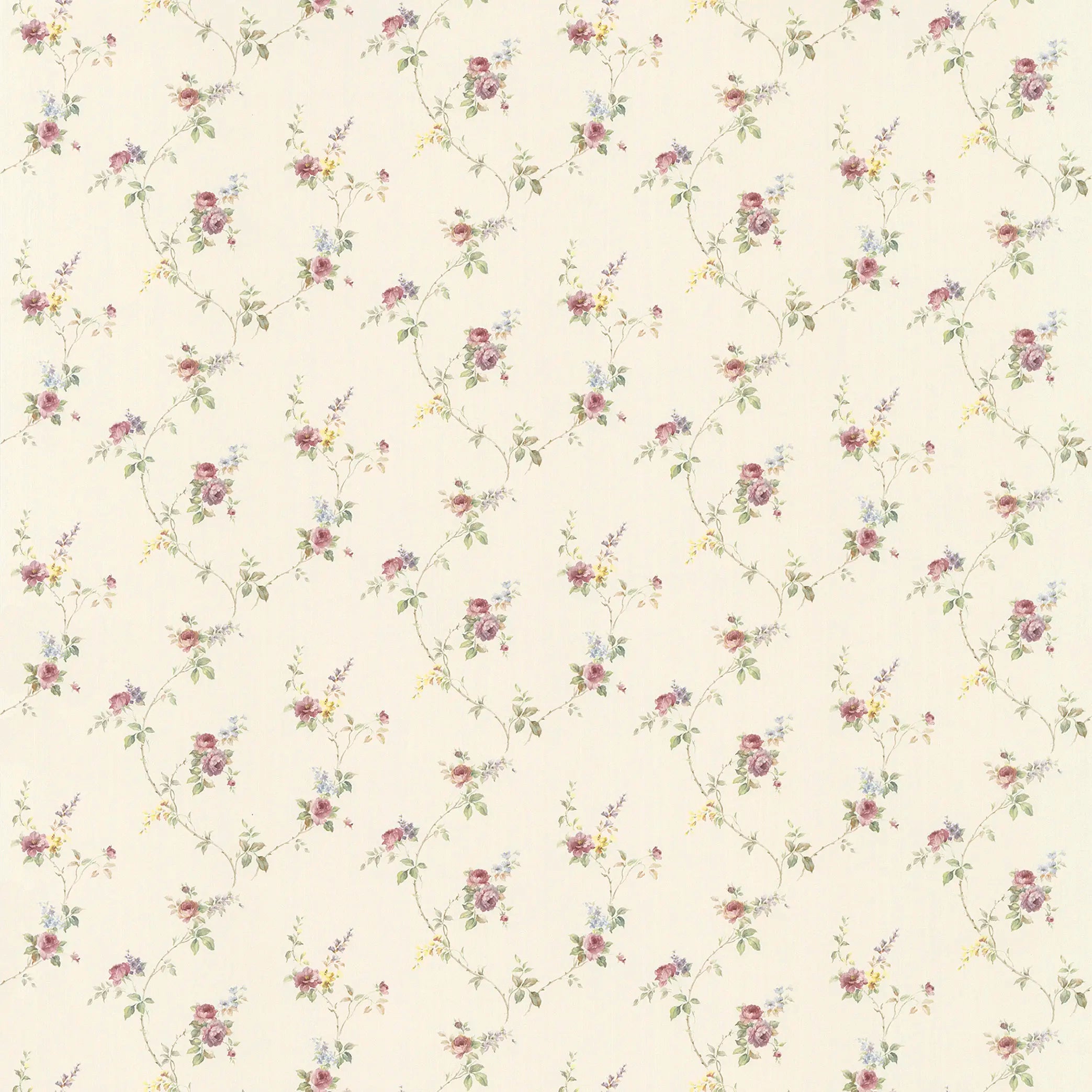 Detaljeret billede af Antique Roses - Lavender Dream tapet med elegant blomstermønster i lys lilla og grønne nuancer.