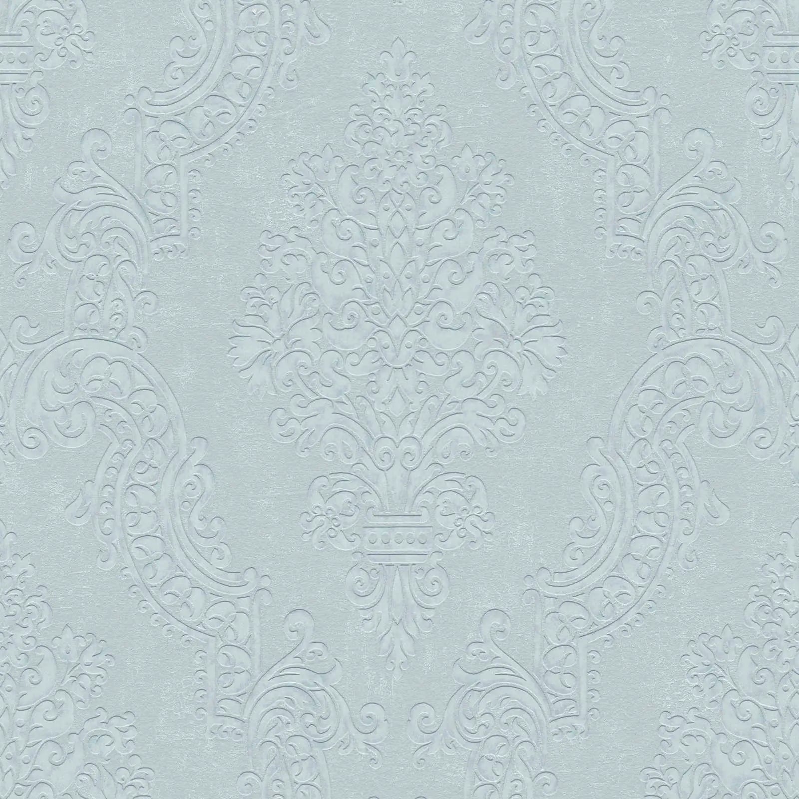 Detaljeret billede af Baroque Elegance - Mist tapet med elegant barok mønster i bløde farver fra Nicetapet.dk.