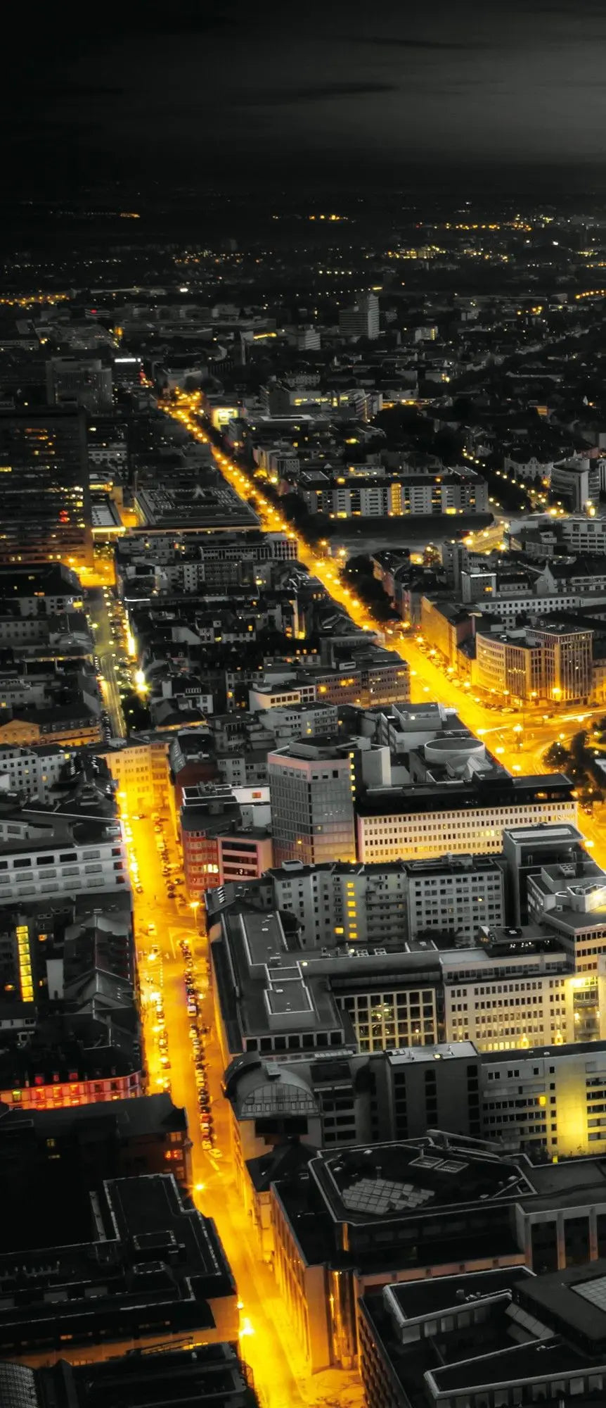 Billede 10 af Fototapet - Frankfurt Skyline om natten med oplyste gader