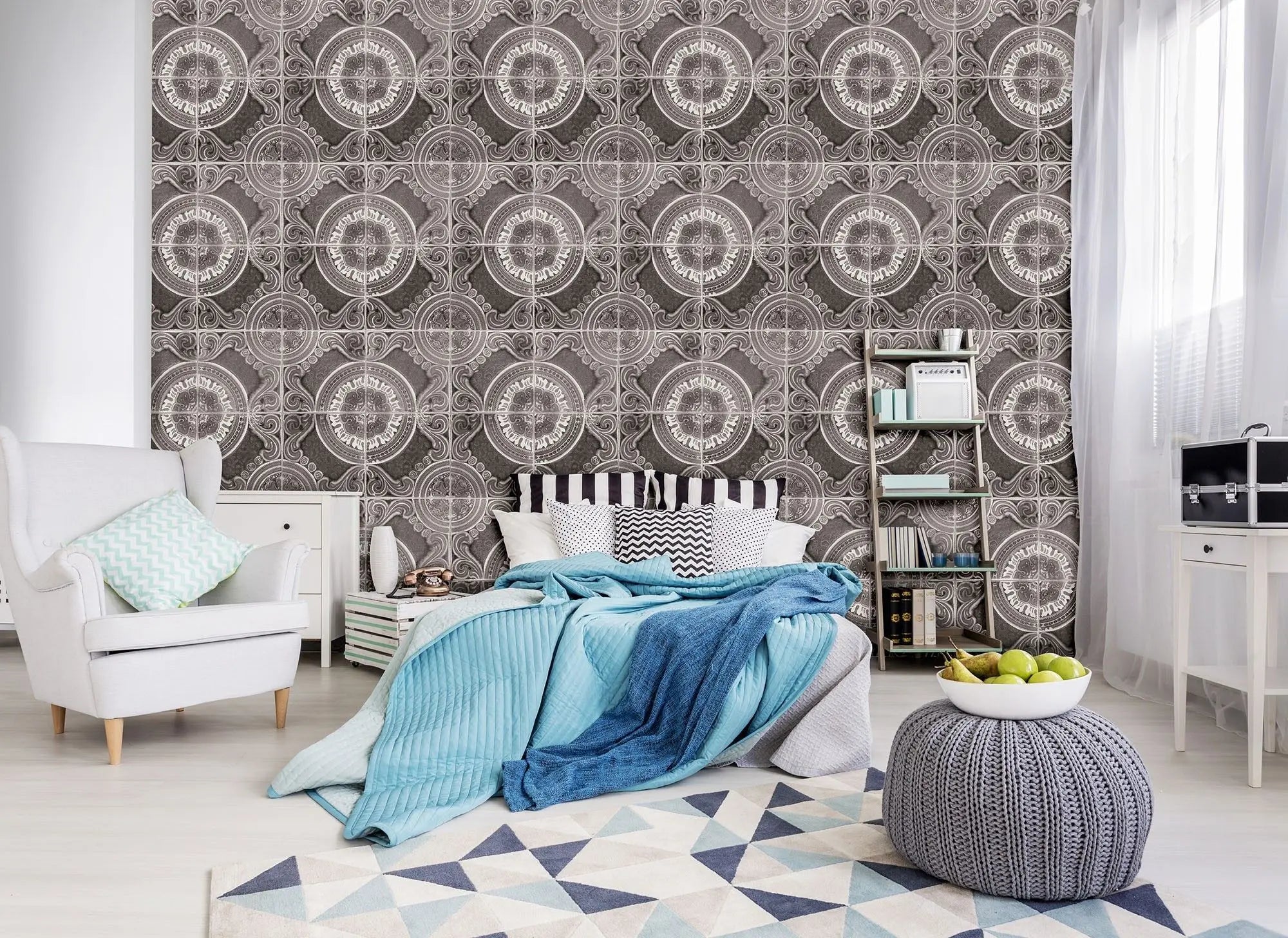 Billede 2 af Fototapet - Gråt kompasmønster med gentagende design