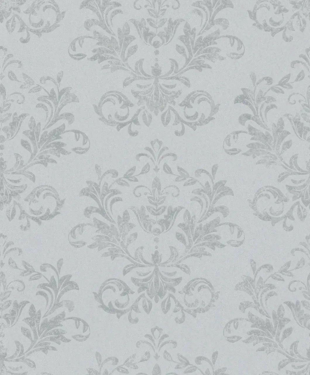 Detaljeret billede af Habitat Whisper - Ash tapet med elegant, dekorativt mønster i lysegrå toner.