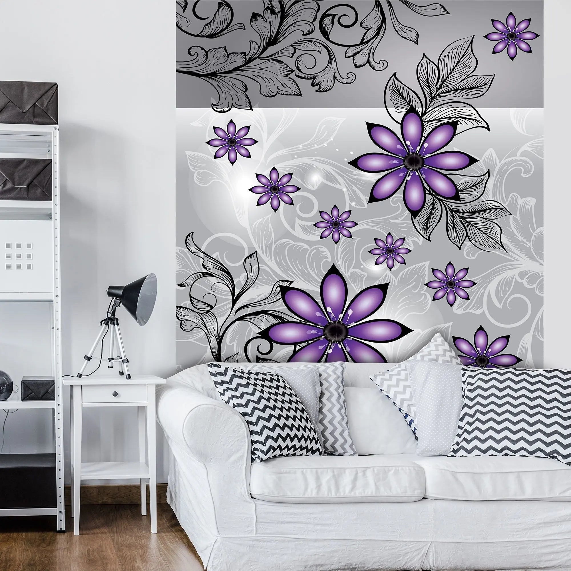 Billede 7 af Fototapet - Lilla blomster med sorte blade på gråt mønstret baggrund