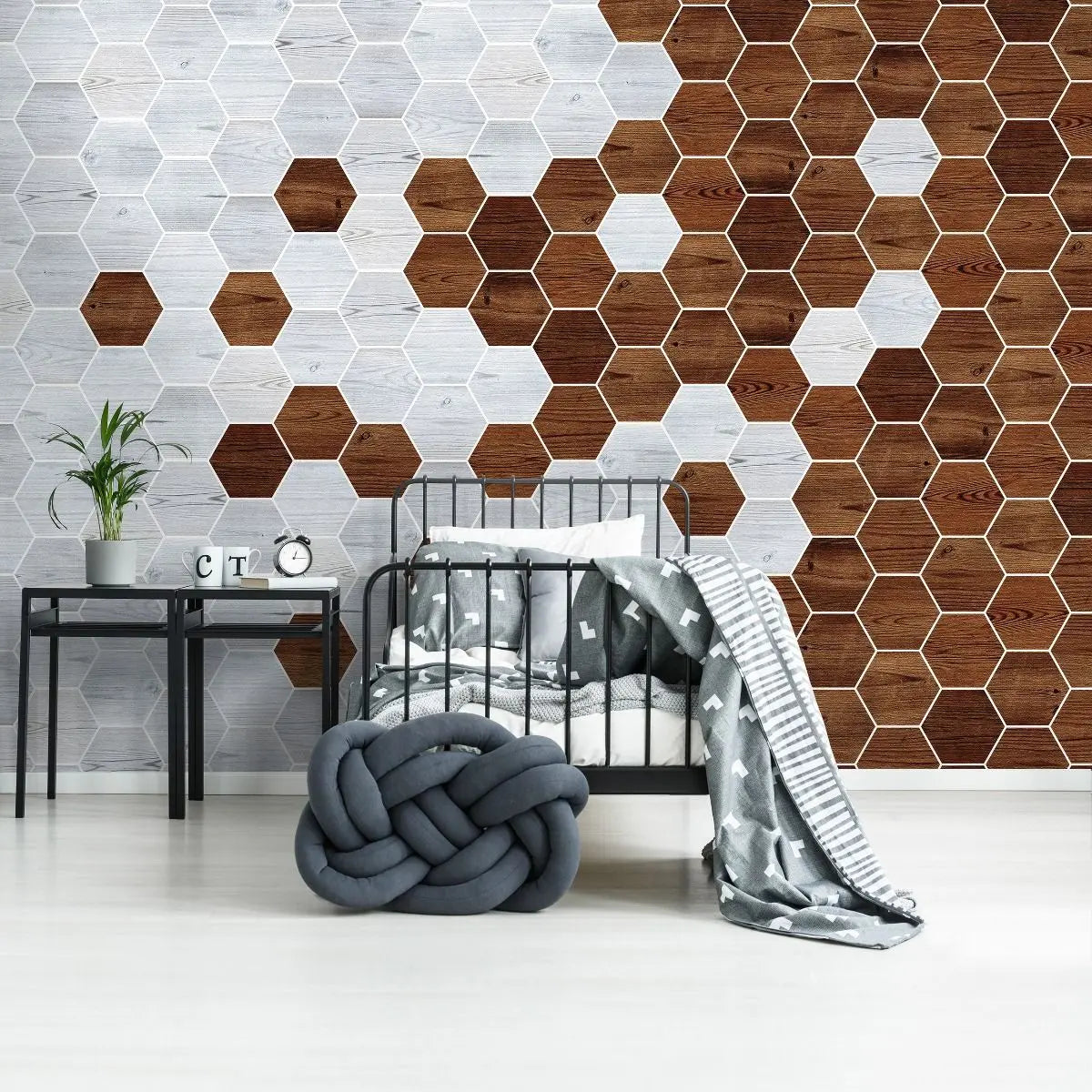 Billede 5 af Fototapet - Mønster af lyse og mørke træfarvede sekskanter