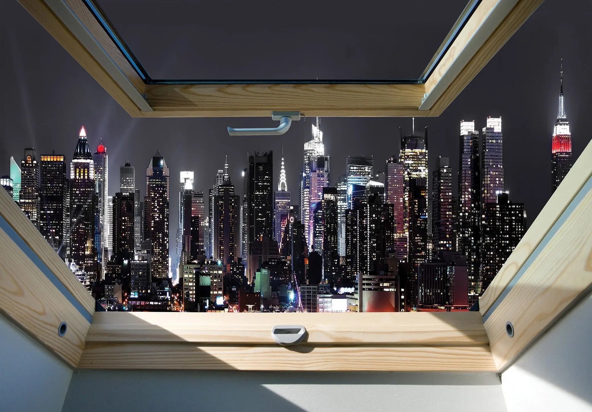 Billede 1 af Fototapet - Natteudsigt over New Yorks skylines fra tagvindue