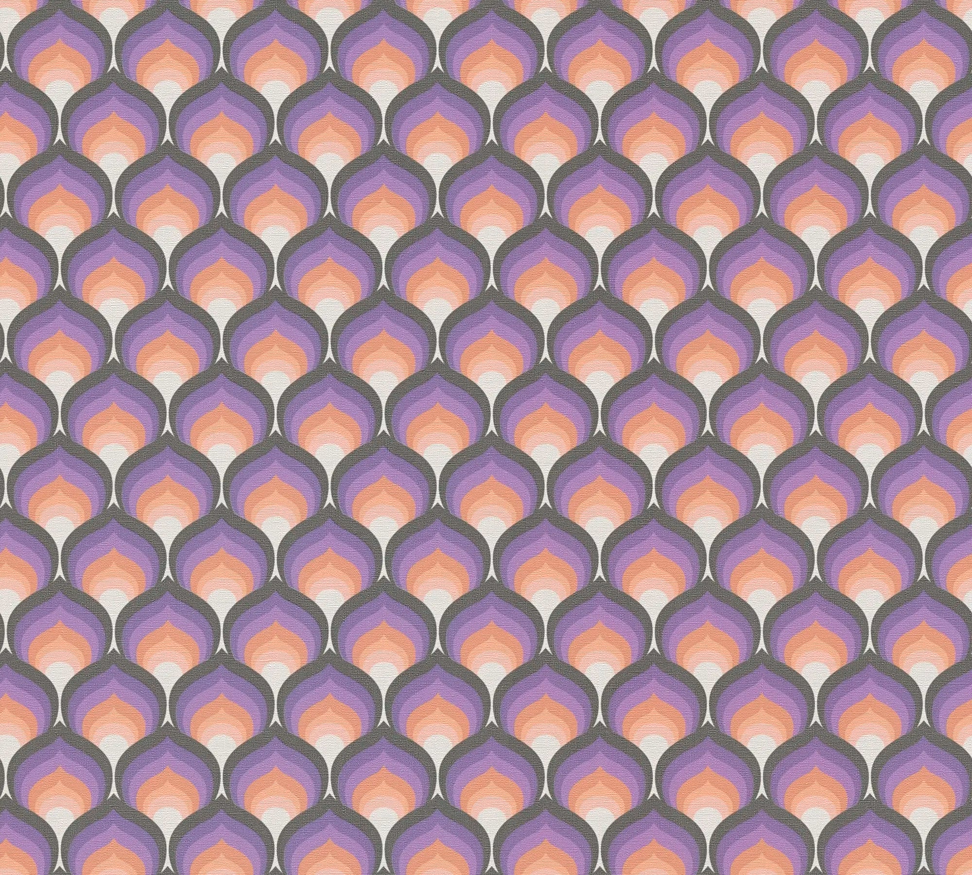 Tæt visning af Veronica - Lavender Dream tapetmønster med lilla og beige bladmotiver på Nicetapet.dk